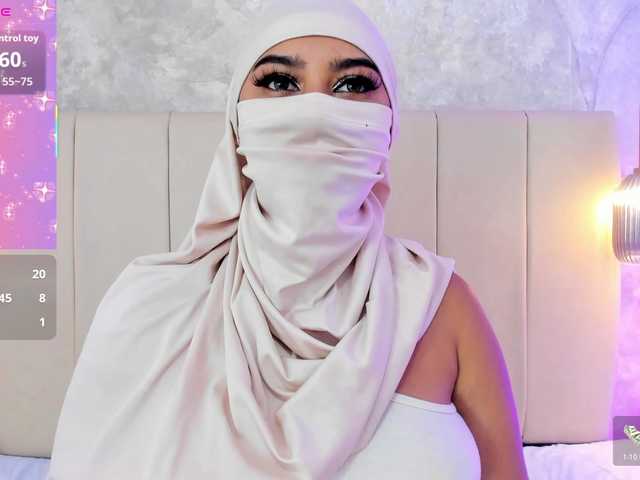 Dakshaa live cam on BongaCams