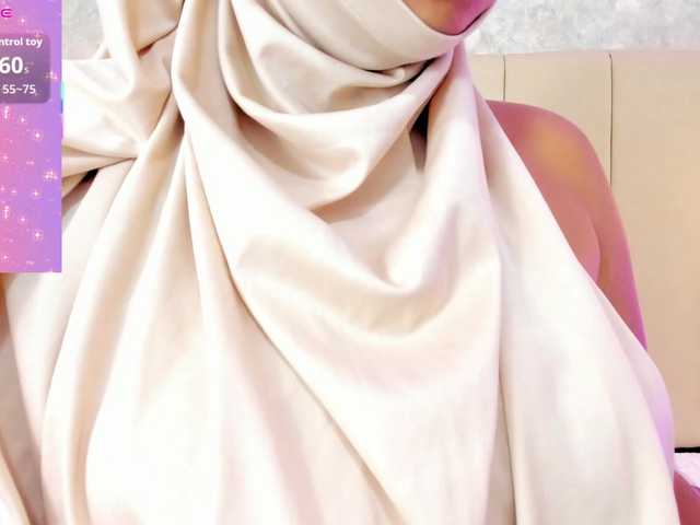 Dakshaa live cam on BongaCams