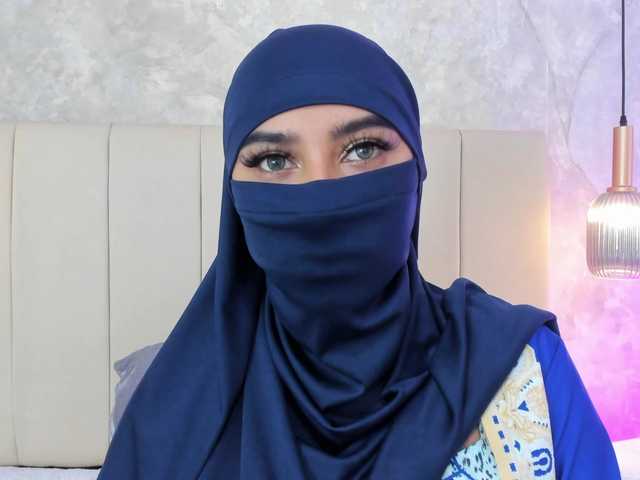 Dakshaa live cam on BongaCams