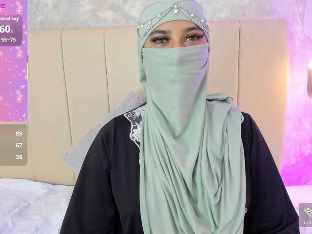 Dakshaa live cam on BongaCams