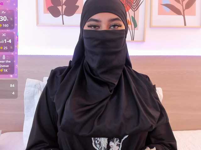 Dakshaa's BongaCams show and profile