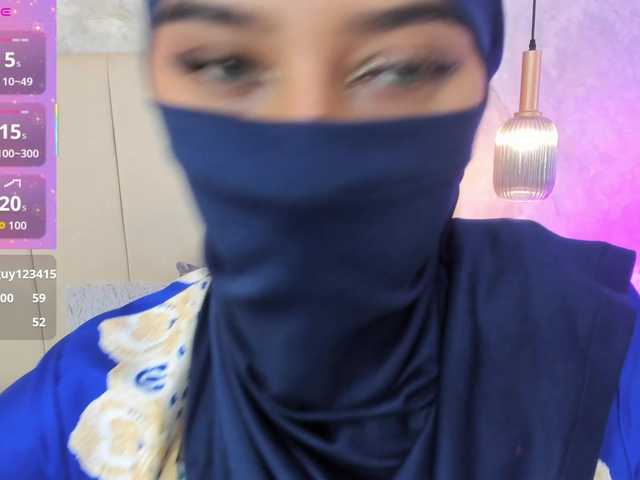 Dakshaa live cam on BongaCams