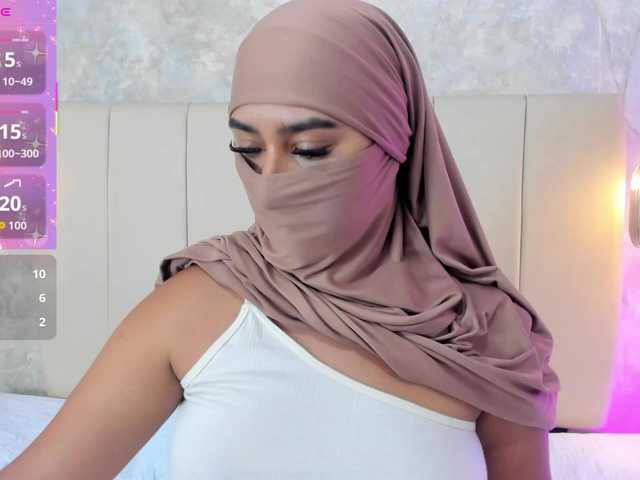 Dakshaa live cam on BongaCams