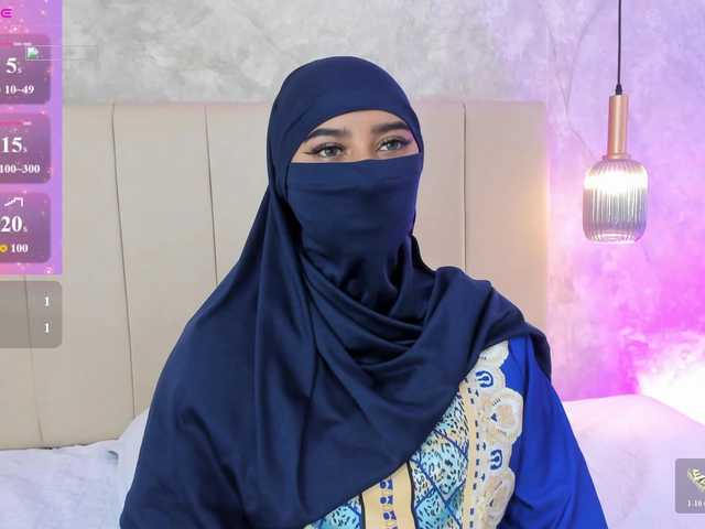 Dakshaa live cam on BongaCams