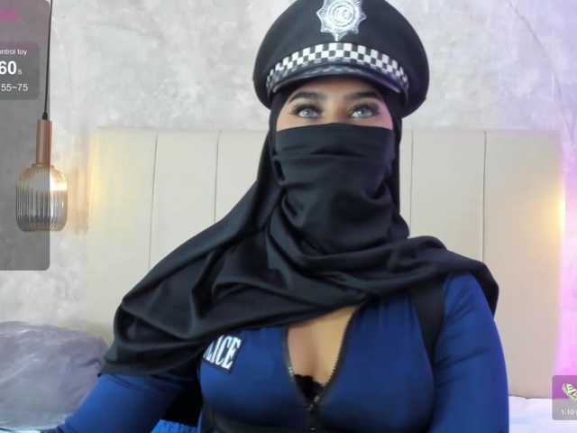 Dakshaa live cam on BongaCams