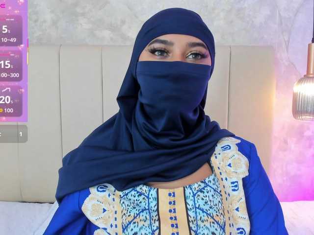 Dakshaa live cam on BongaCams