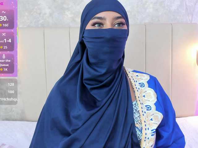dakshaa cam belle