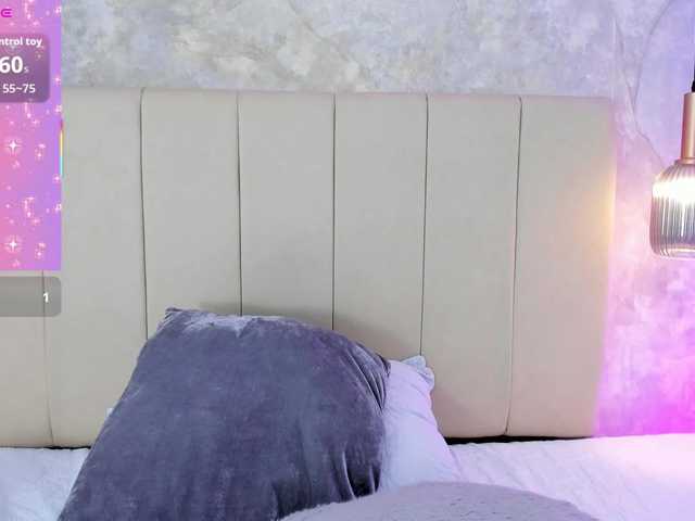Dakshaa live cam on BongaCams