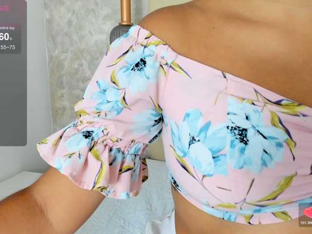 Dakshaa live cam on BongaCams