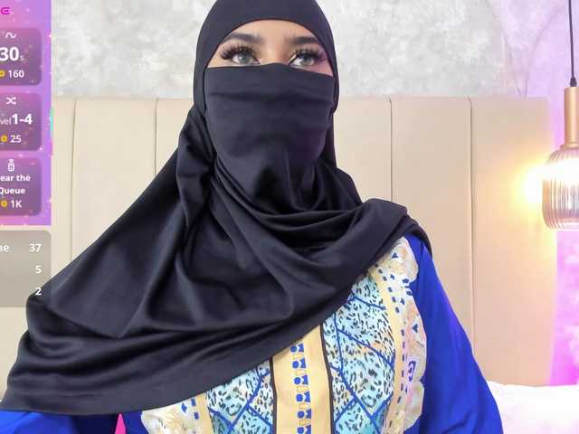 dakshaa cam belle