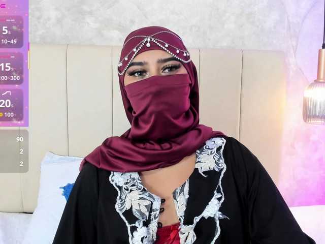 Dakshaa live cam on BongaCams