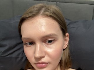 Lola-2 Porn Show
