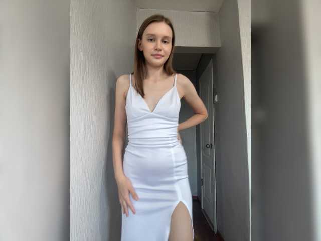 Lola-2 live cam on BongaCams