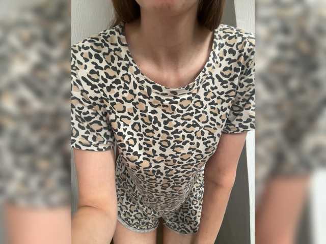Lola-2 live cam on BongaCams