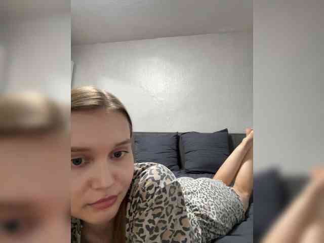 Lola-2 webcam