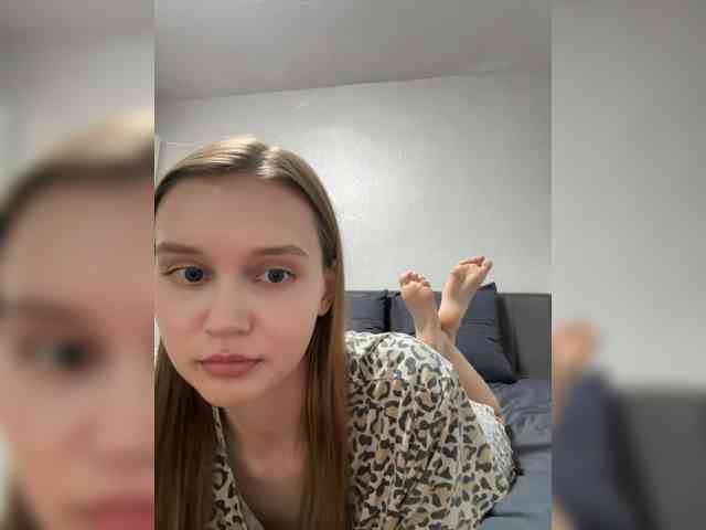 Lola-2 webcam