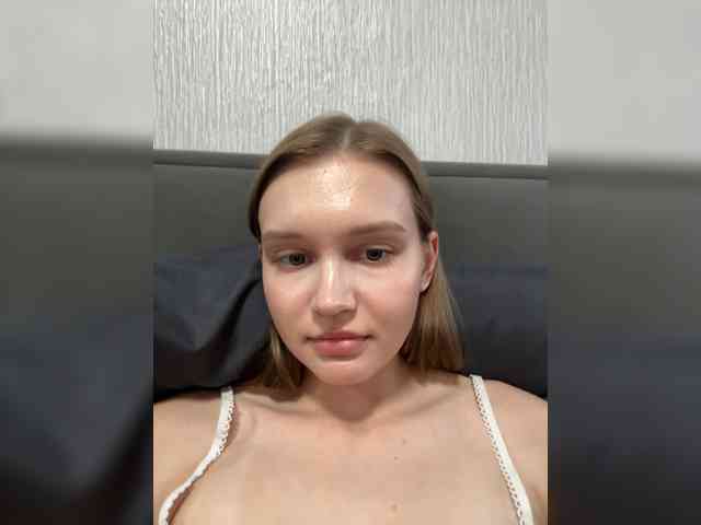 Lola-2 webcam