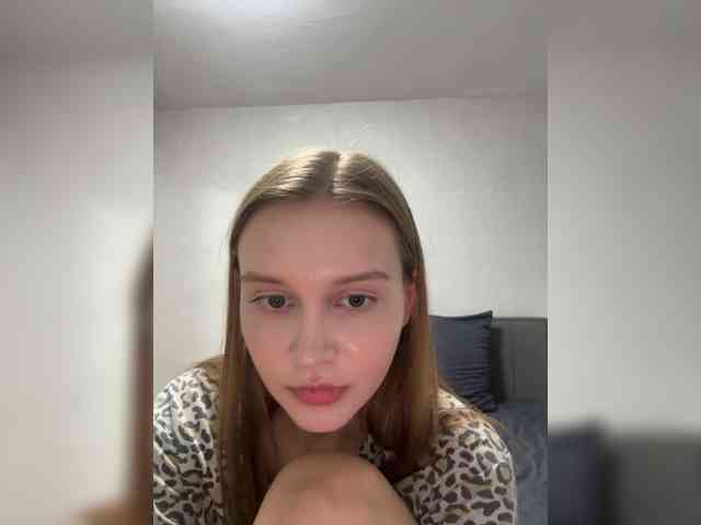 Lola-2 webcam