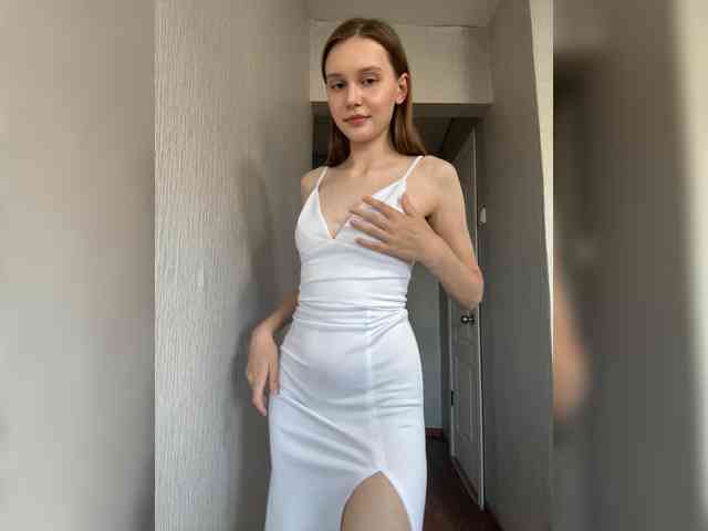 Lola-2 webcam