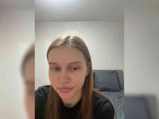 Lola-2 webcam