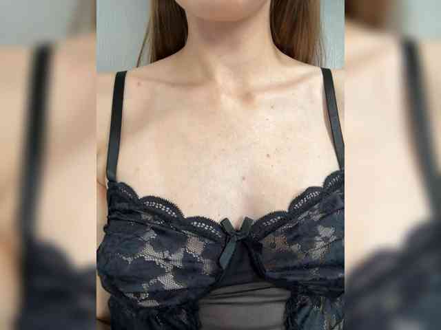 Lola-2 webcam