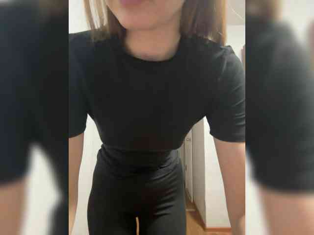 Lola-2 webcam
