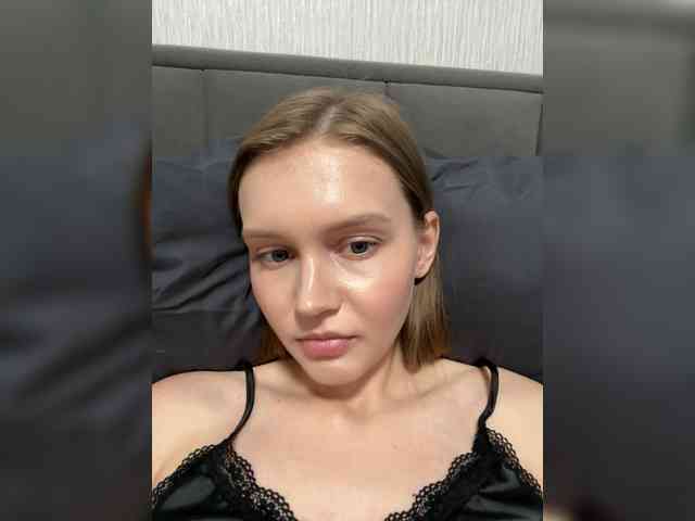 Lola-2 webcam