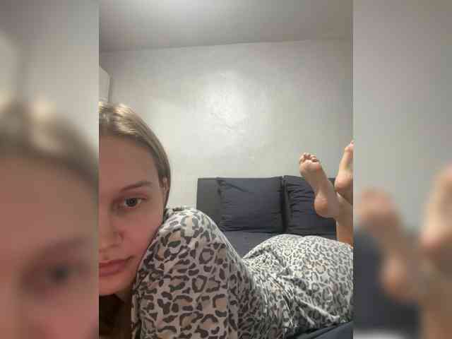 Lola-2 webcam