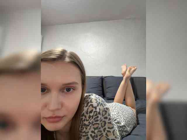 Lola-2 webcam