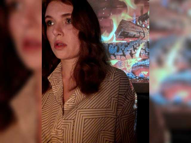 Cantii's BongaCams show and profile