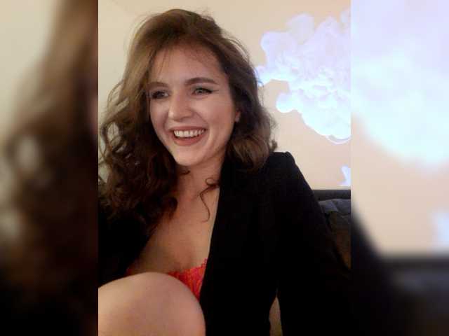 Cantii live cam on BongaCams