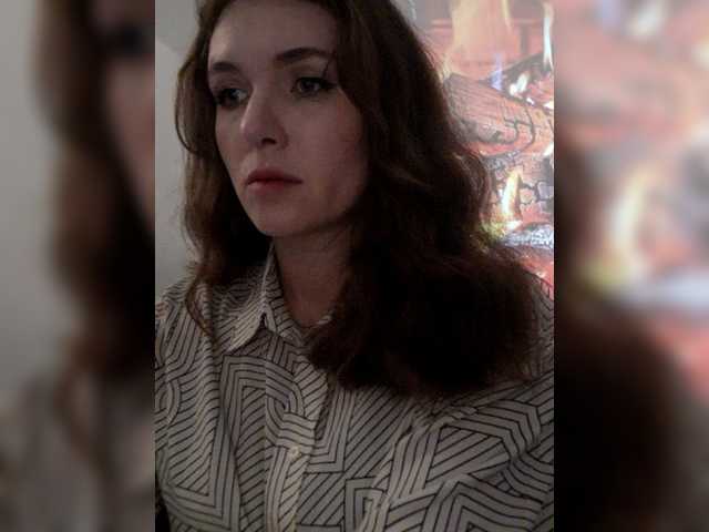 Cantii's BongaCams show and profile