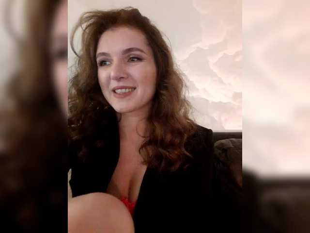 Cantii live cam on BongaCams