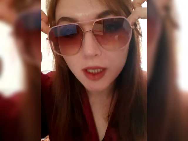 Cantii's BongaCams show and profile