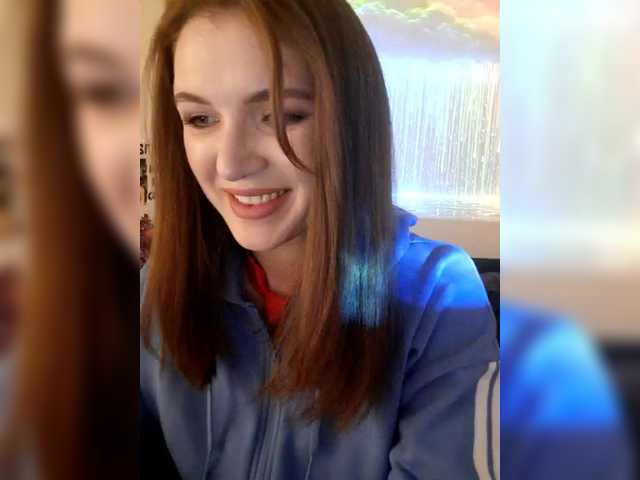 Cantii's BongaCams show and profile