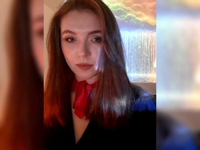 Cantii's BongaCams show and profile