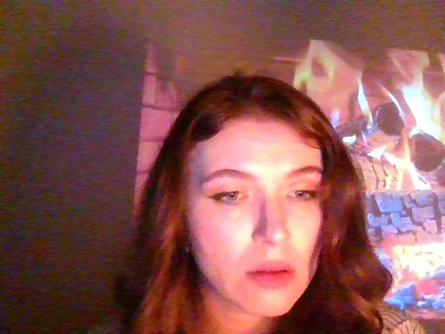 Cantii's BongaCams show and profile