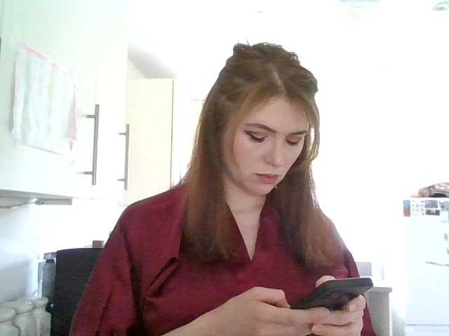 Cantii's BongaCams show and profile