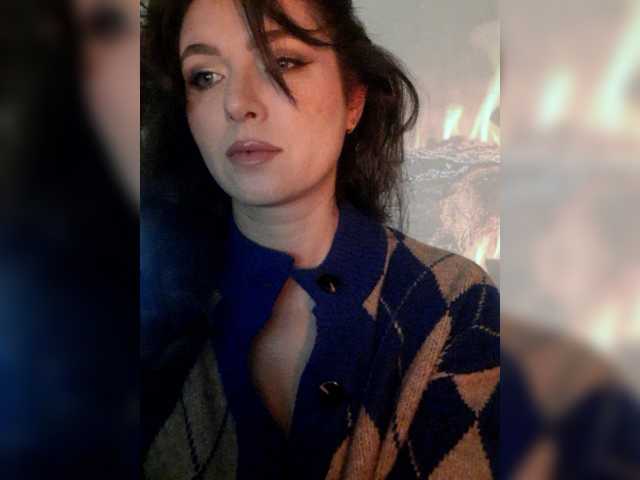 Cantii, en vivo ahora en BongaCams