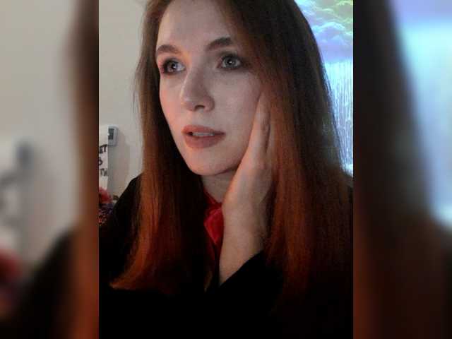 Cantii's BongaCams show and profile