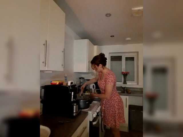 Cantii live webcam show