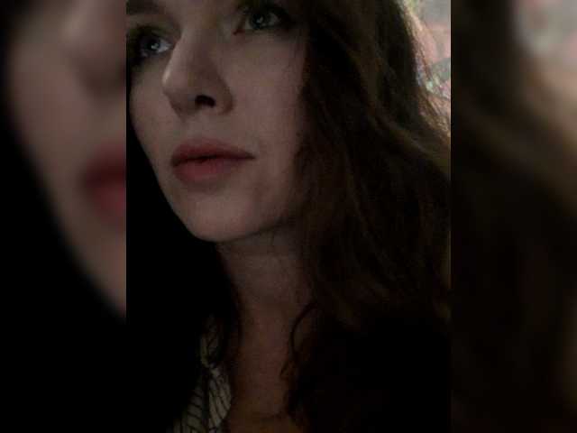 Cantii's BongaCams show and profile