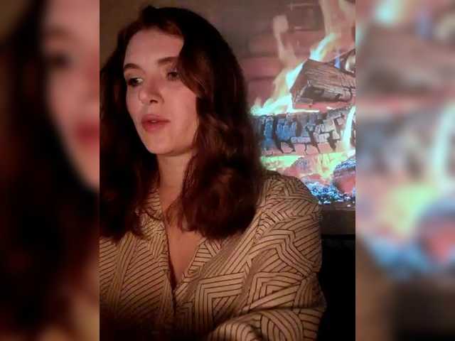 Cantii's BongaCams show and profile