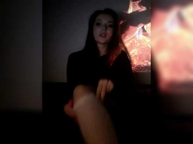 Cantii's BongaCams show and profile