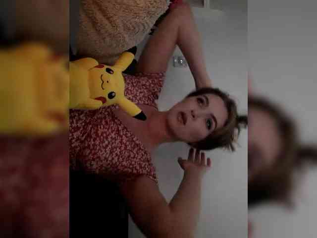 RoyalAngel webcam
