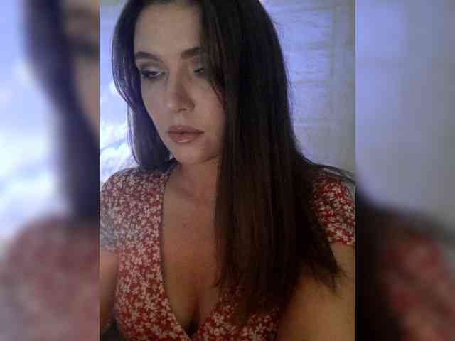 Cantii Live Webcam on BongaCams