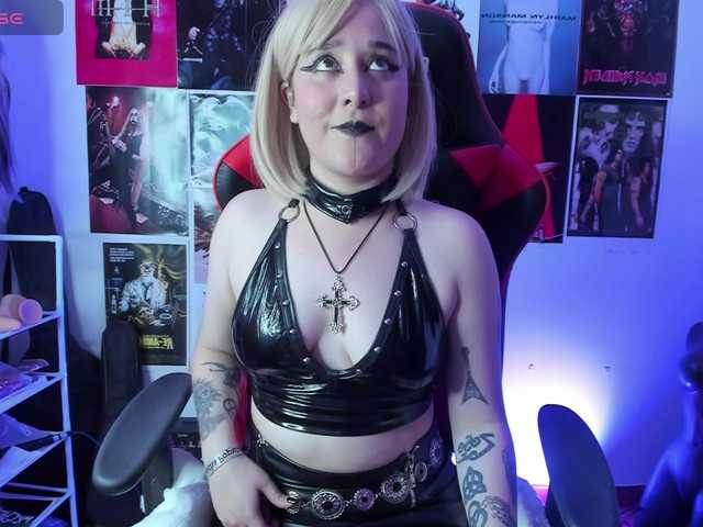 Mistresscrowley-666 webcam bongacams model stream image