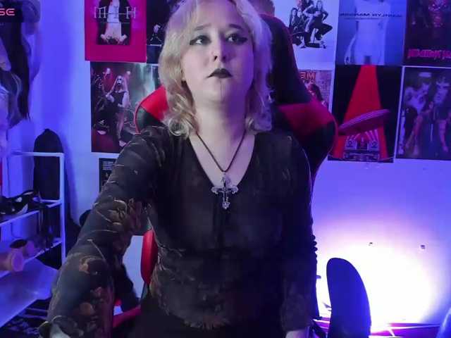 Mistresscrowley-666