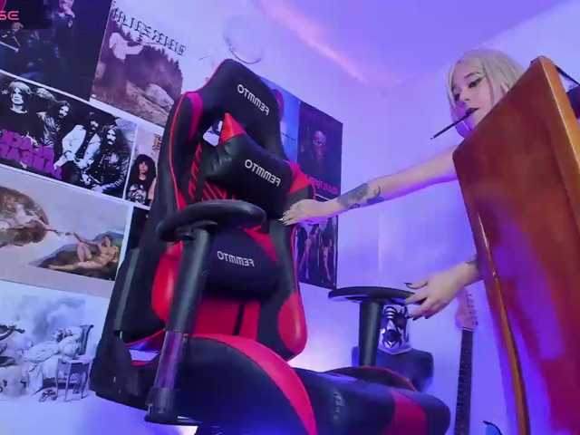 Mistresscrowley-666