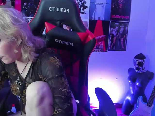 Mistresscrowley-666